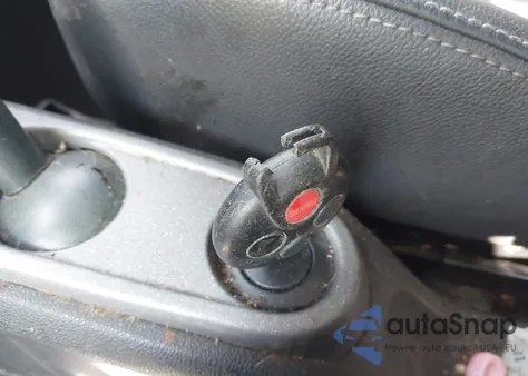 2015 Smart Fortwo Passion z USA, uszkodzony, nr VIN WMEEK3BA7FK812286